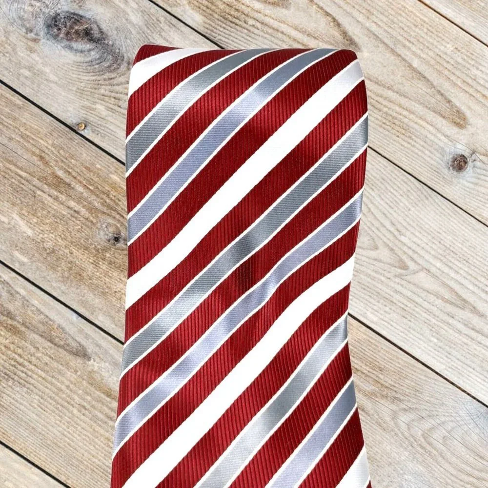 Van‎ Heusen Red White Silver Diagonal Striped Polyester Mens Tie Neck Tie 60